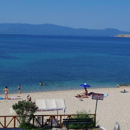 Appartamento Seafront Centre Ouranoupoli Esterno foto