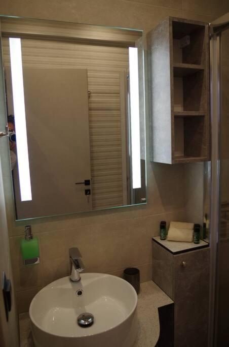 Appartamento Seafront Centre Ouranoupoli Esterno foto